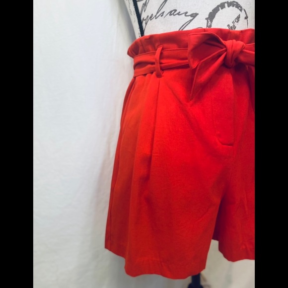 Entro Red Paper Bag Style Shorts Removable Tie Belt Faux Back Pockets NWT - Picture 4 of 11